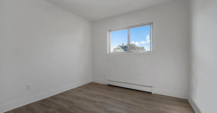 0003-130 Stewart Avenue, Nanaimo, BC, V9S 4B9 - 3