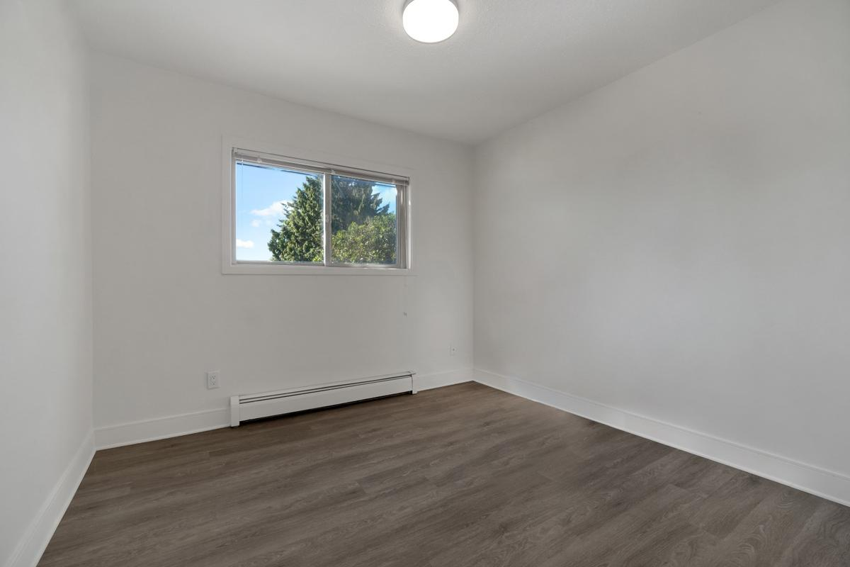 0003-130 Stewart Avenue, Nanaimo, BC, V9S 4B9 - 6