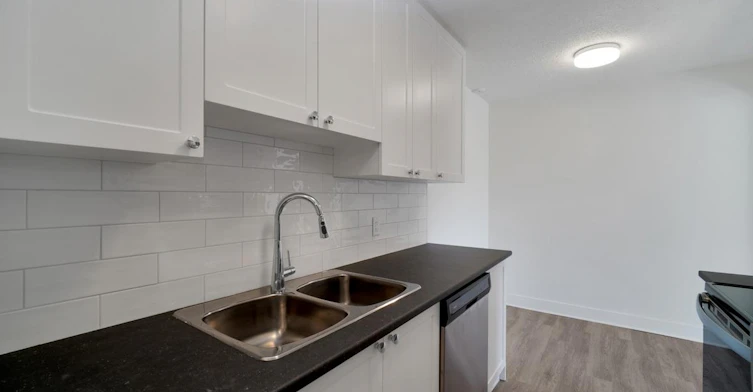 0003-130 Stewart Avenue, Nanaimo, BC, V9S 4B9 - 8
