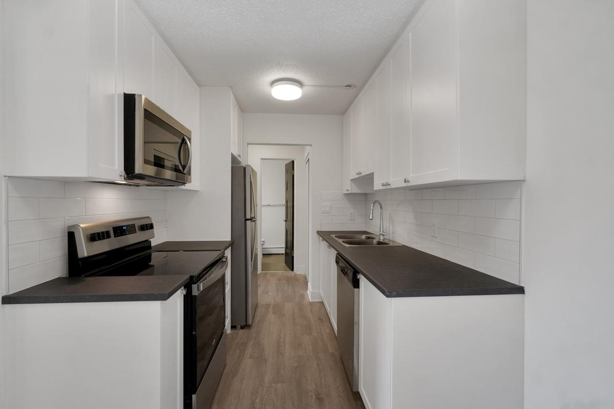 0003-130 Stewart Avenue, Nanaimo, BC, V9S 4B9 - 17