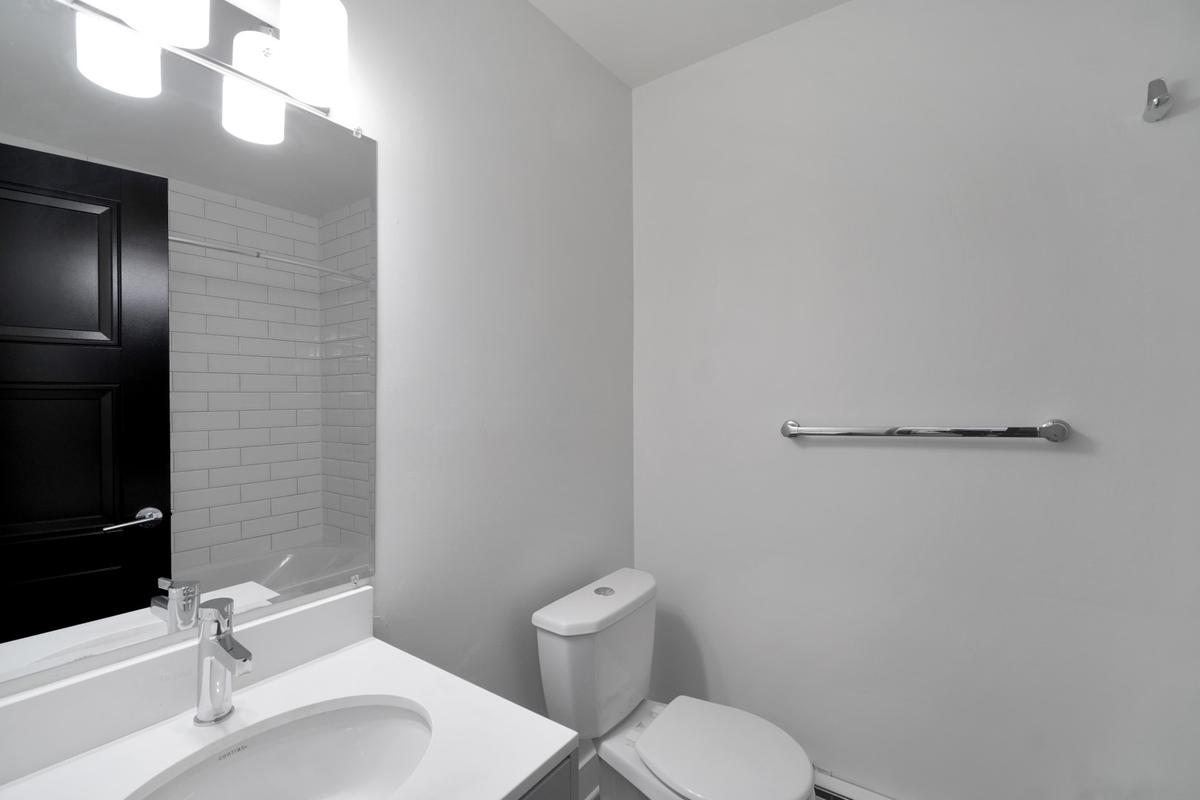 0003-130 Stewart Avenue, Nanaimo, BC, V9S 4B9 - 20
