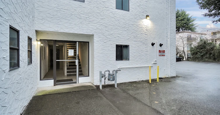 0003-130 Stewart Avenue, Nanaimo, BC, V9S 4B9 - 30