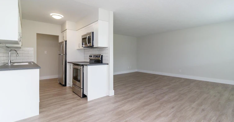 0208-155 Wakesiah Avenue, Nanaimo, BC, V9R 3K1 - 4