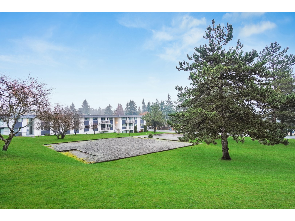 0407-155 Wakesiah Avenue, Nanaimo, BC, V9R 3K1