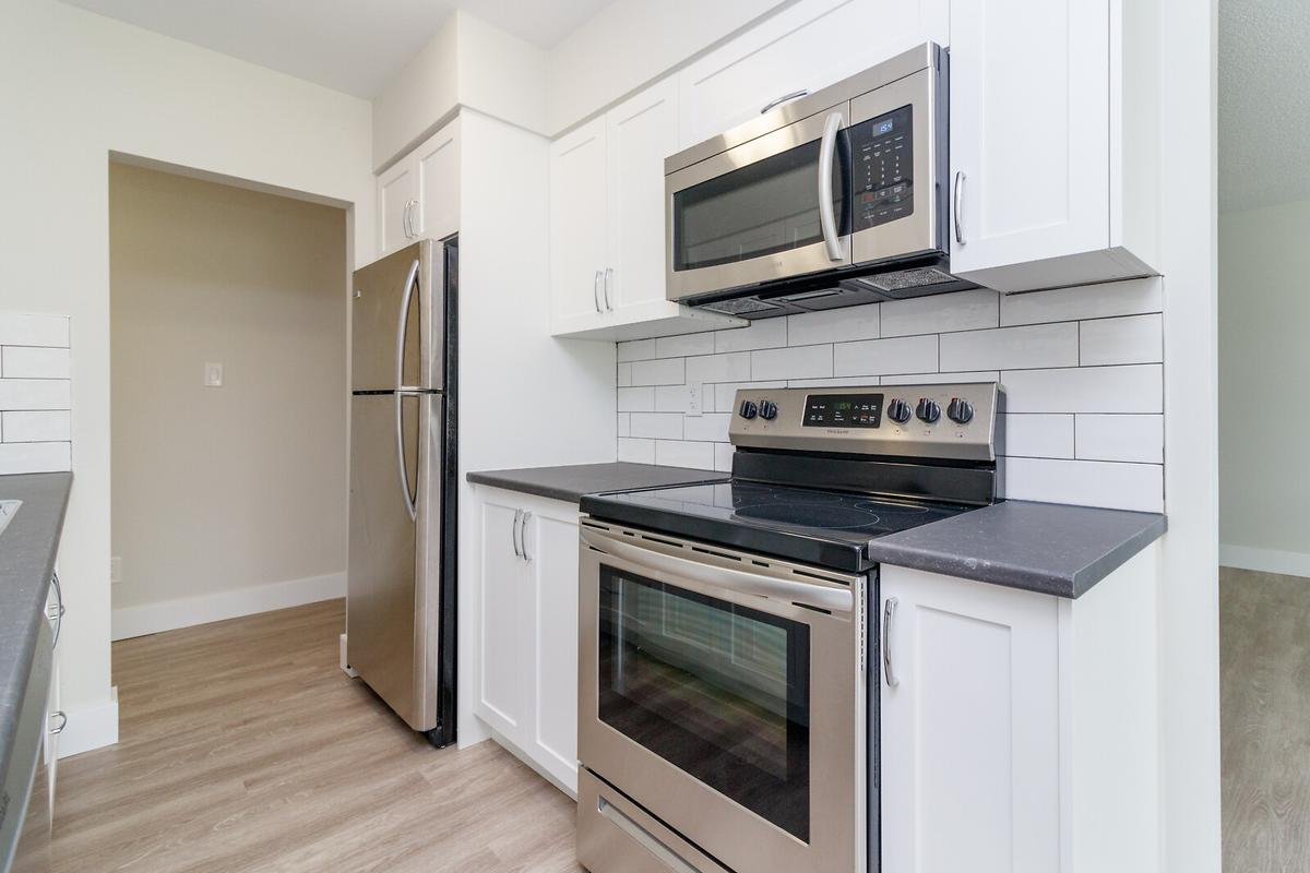 0407-155 Wakesiah Avenue, Nanaimo, BC, V9R 3K1 - 6