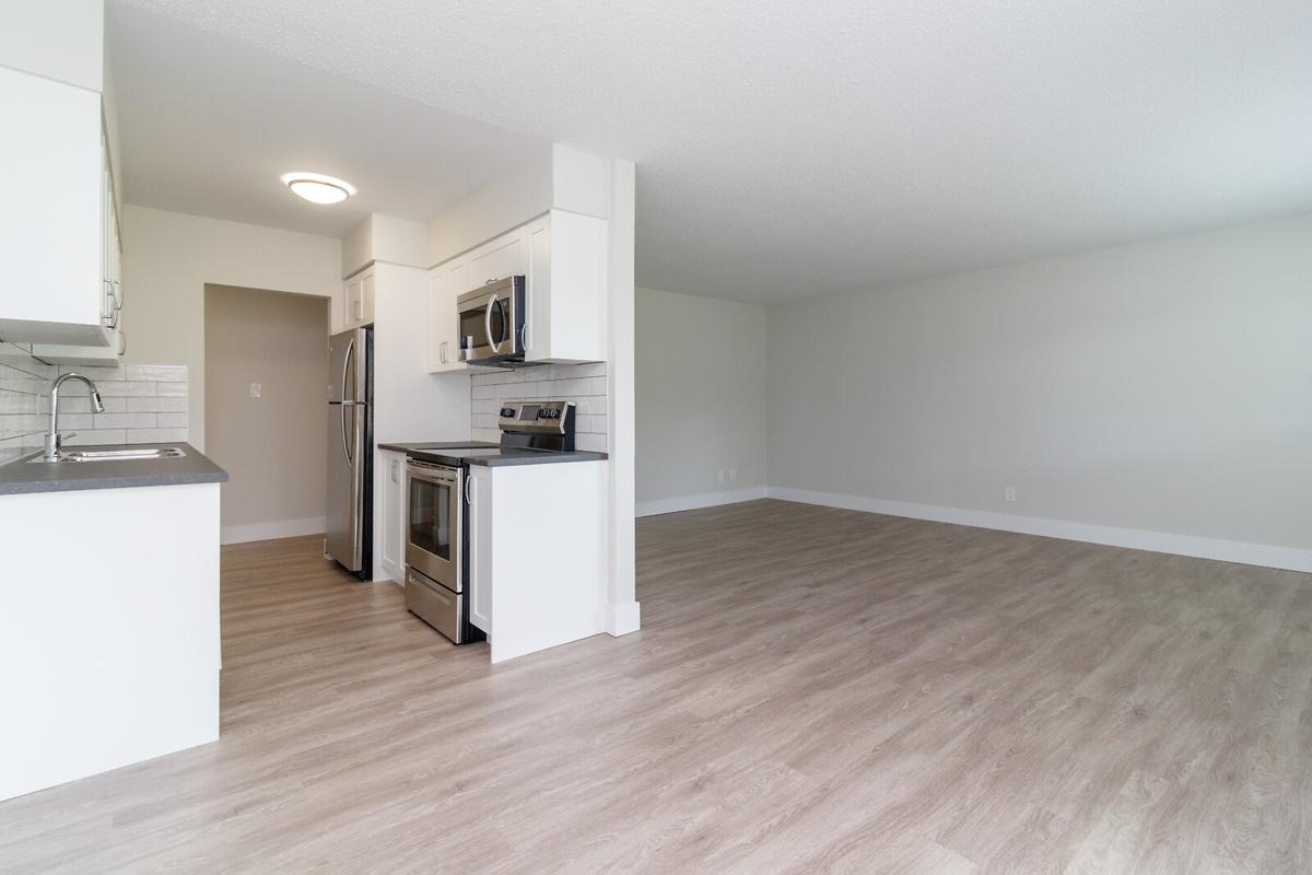 0407-155 Wakesiah Avenue, Nanaimo, BC, V9R 3K1 - 4