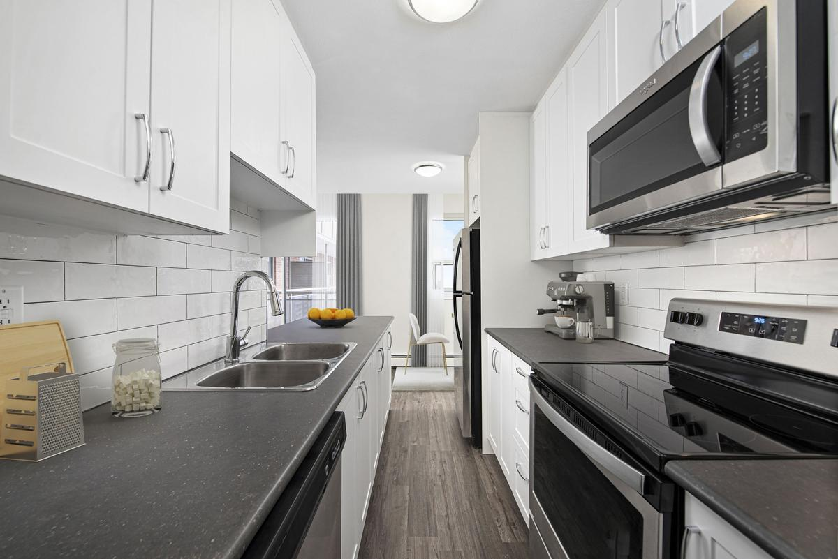 0504-350 North Terminal Avenue, Nanaimo, BC, V9S 4J7 - 9