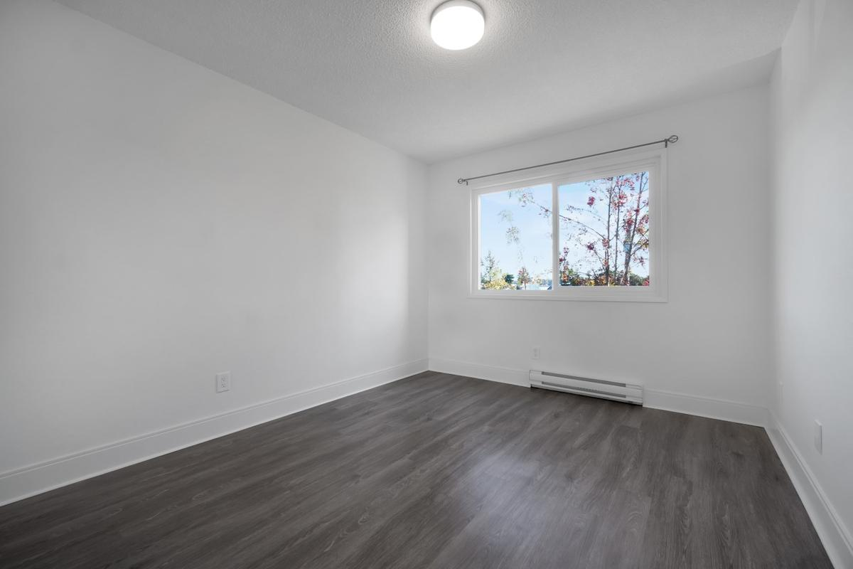 0102-21 Prideaux Street, Nanaimo, BC, V9R 5V7 - 10