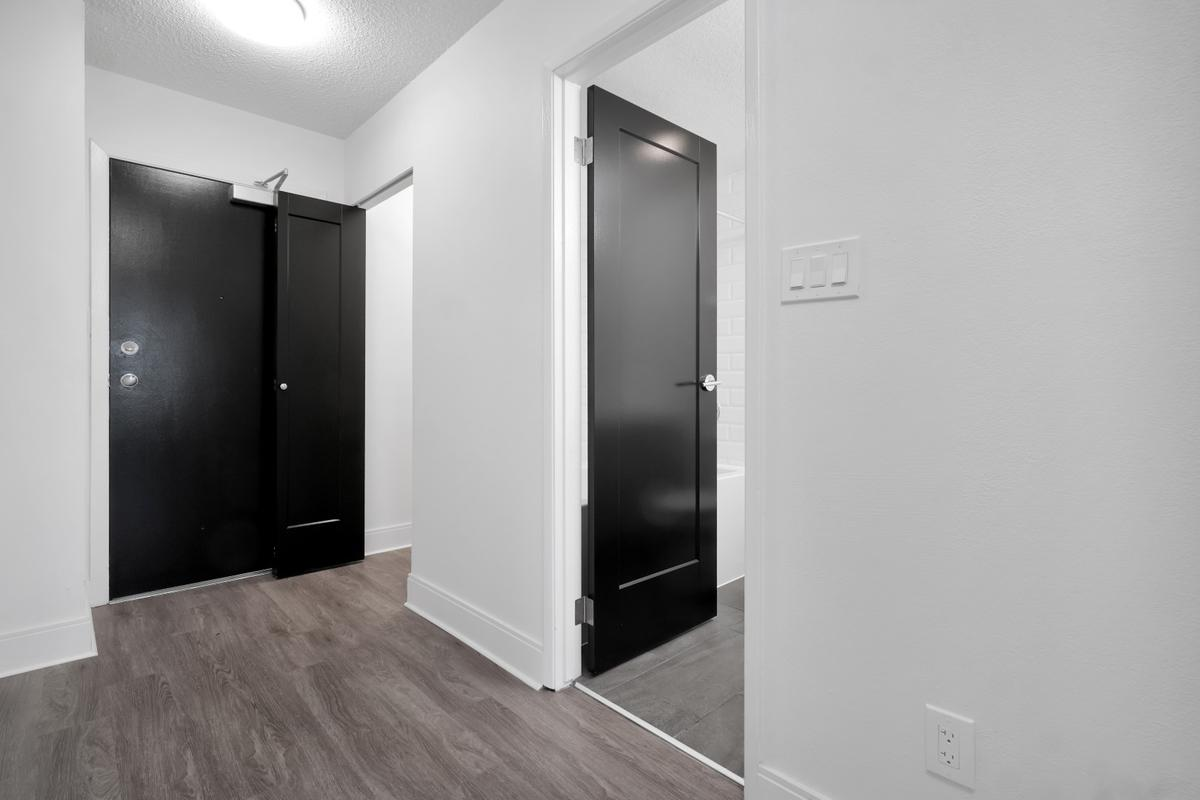 0102-21 Prideaux Street, Nanaimo, BC, V9R 5V7 - 8