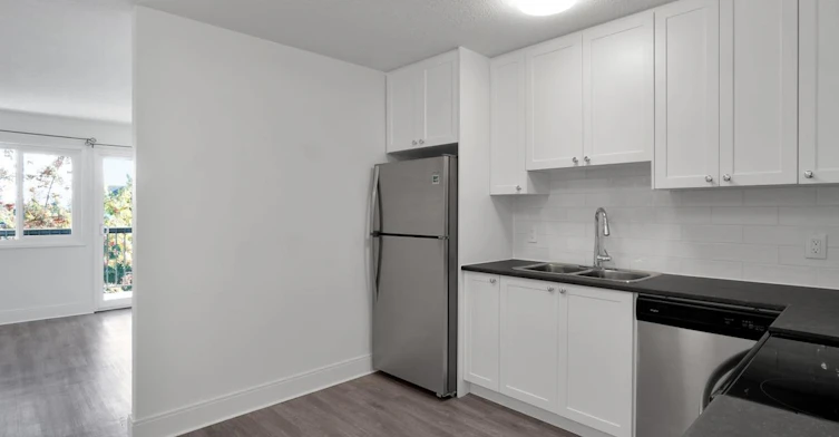 0407-21 Prideaux Street, Nanaimo, BC, V9R 5V7 - 3