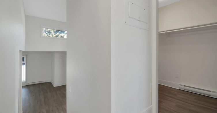 0021-847 Howard Avenue, Nanaimo, BC, V9R 3T3 - 10