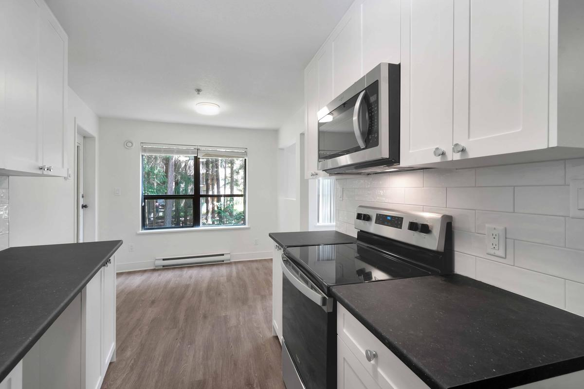 6439-228-6601 Applecross Road, Nanaimo, BC, V9V 1R6 - 25
