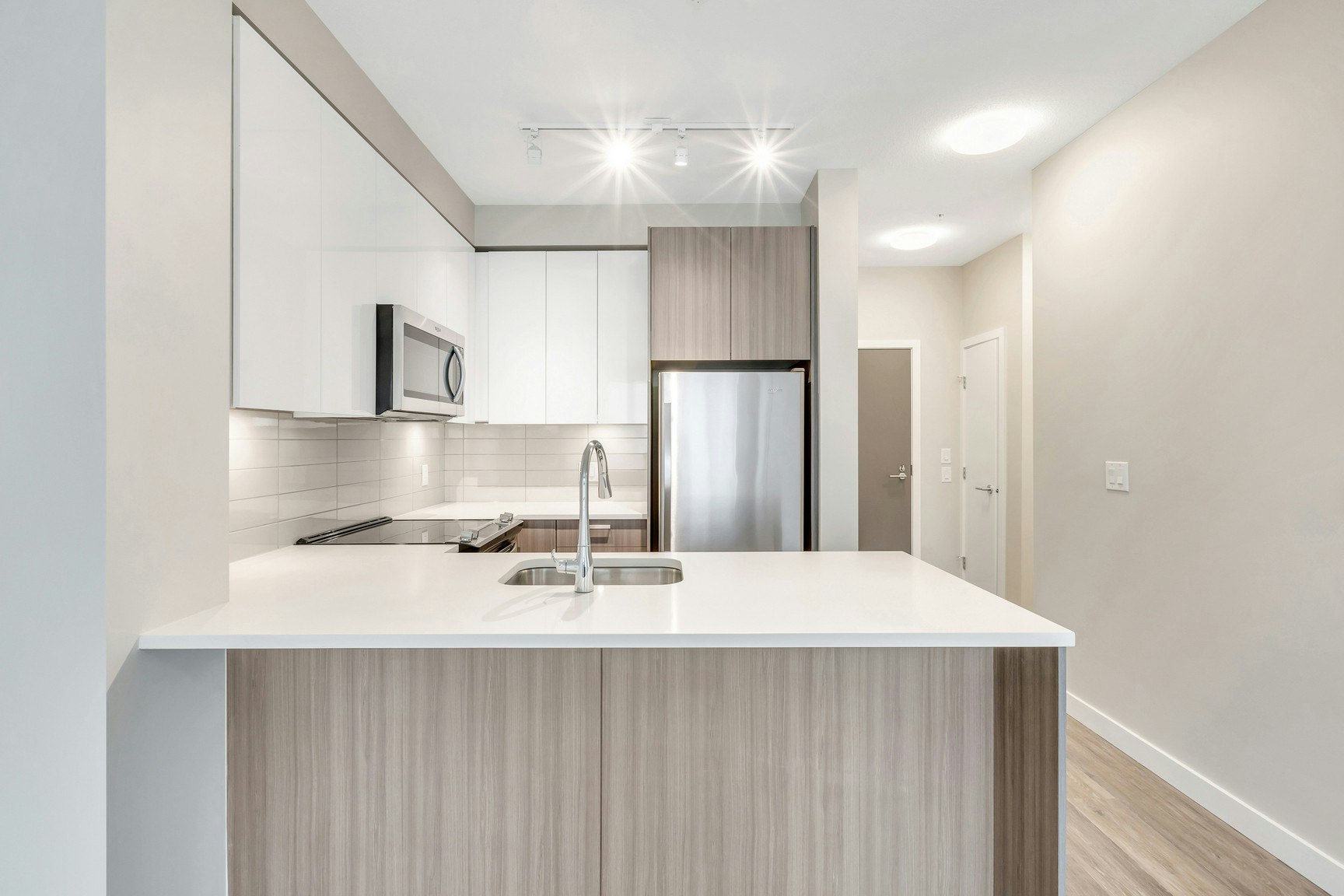 515-8690 Jack Uppal Street, Vancouver, BC, V5S 0K1 - 2