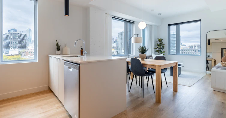 997 De La Commune Rue, Montréal, QC, H3C 1B8 - 18