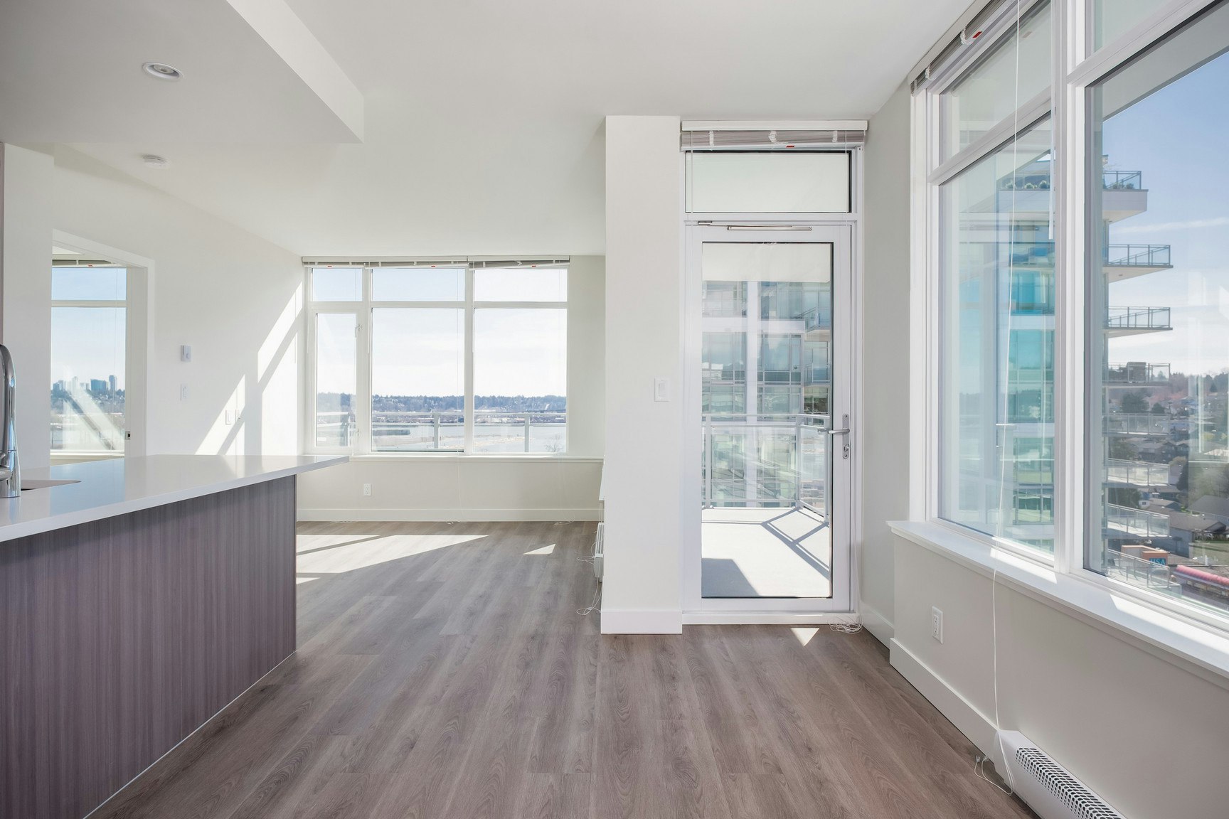 1410-228 Nelson's Crescent, New Westminster, BC, V3L 0H9 - 3