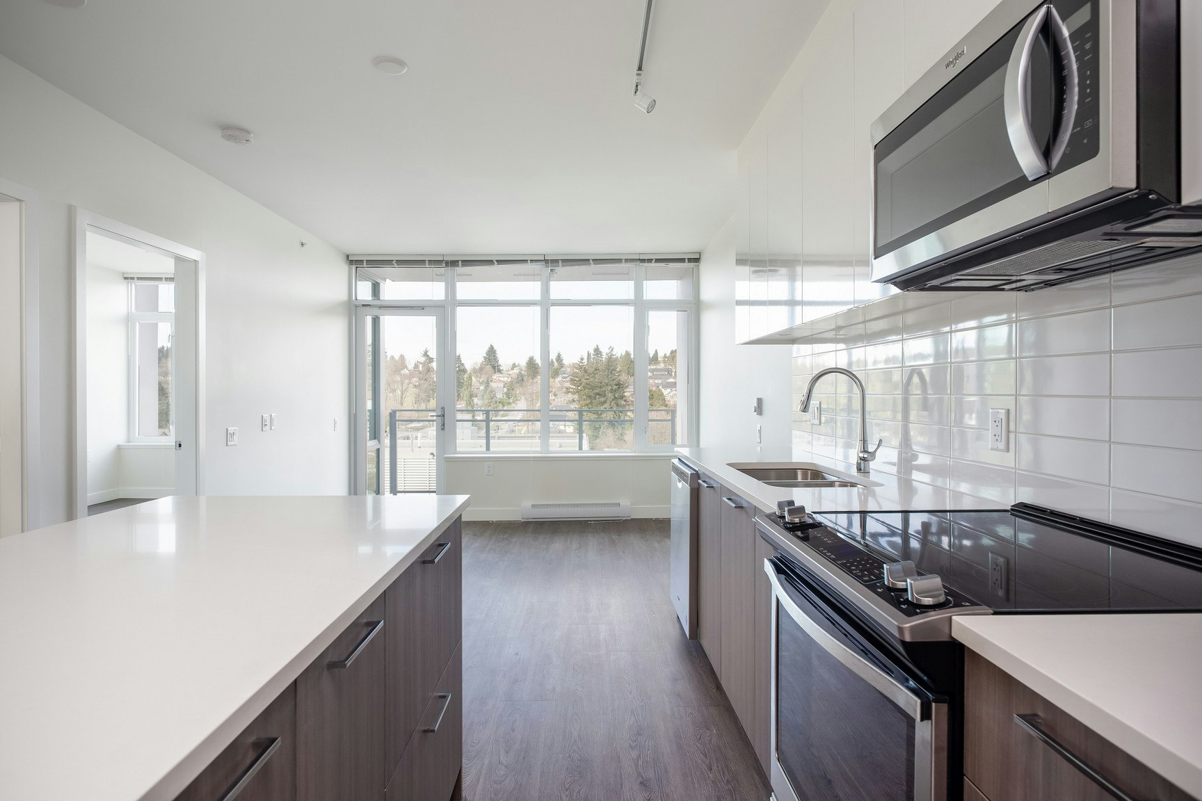 409-228 Nelson's Crescent, New Westminster, BC, V3L 0H9 - 2