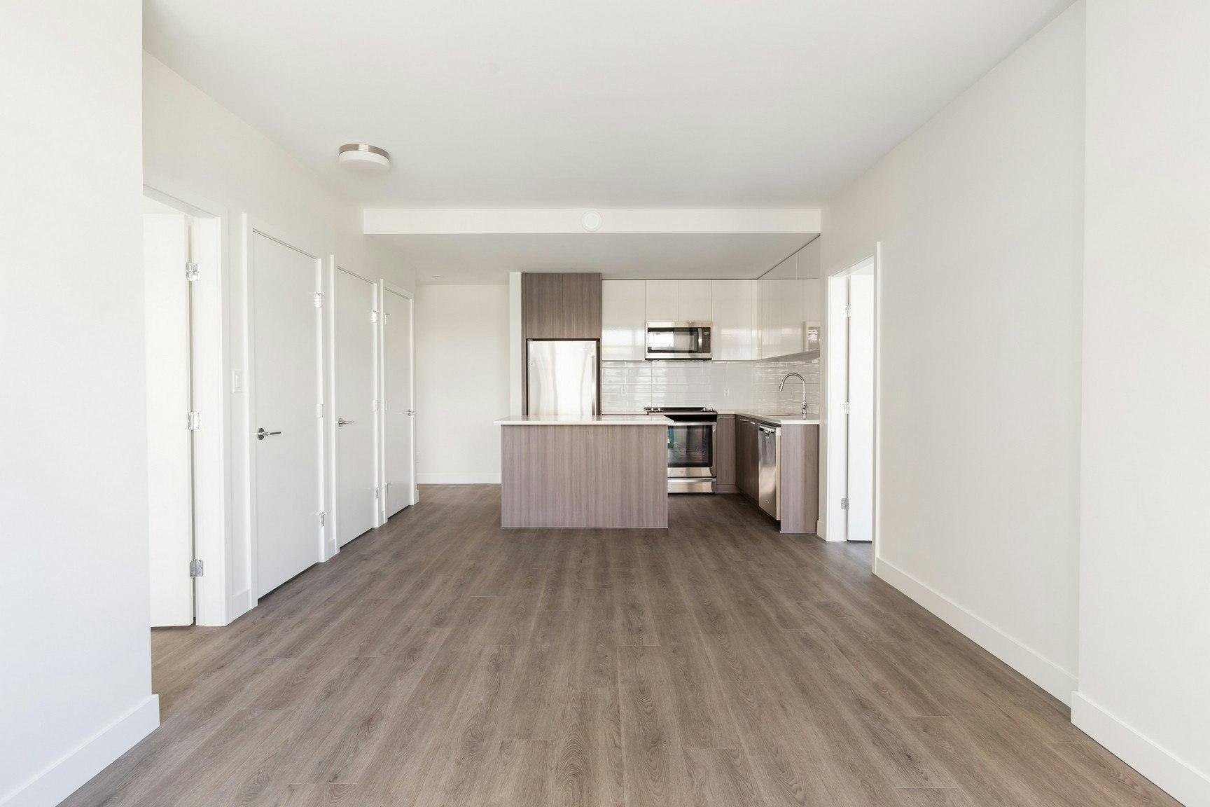 601-228 Nelson's Crescent, New Westminster, BC, V3L 0H9 4