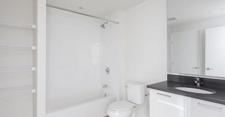 1205-228 Nelson's Crescent, New Westminster, BC, V3L 0H9 - 6