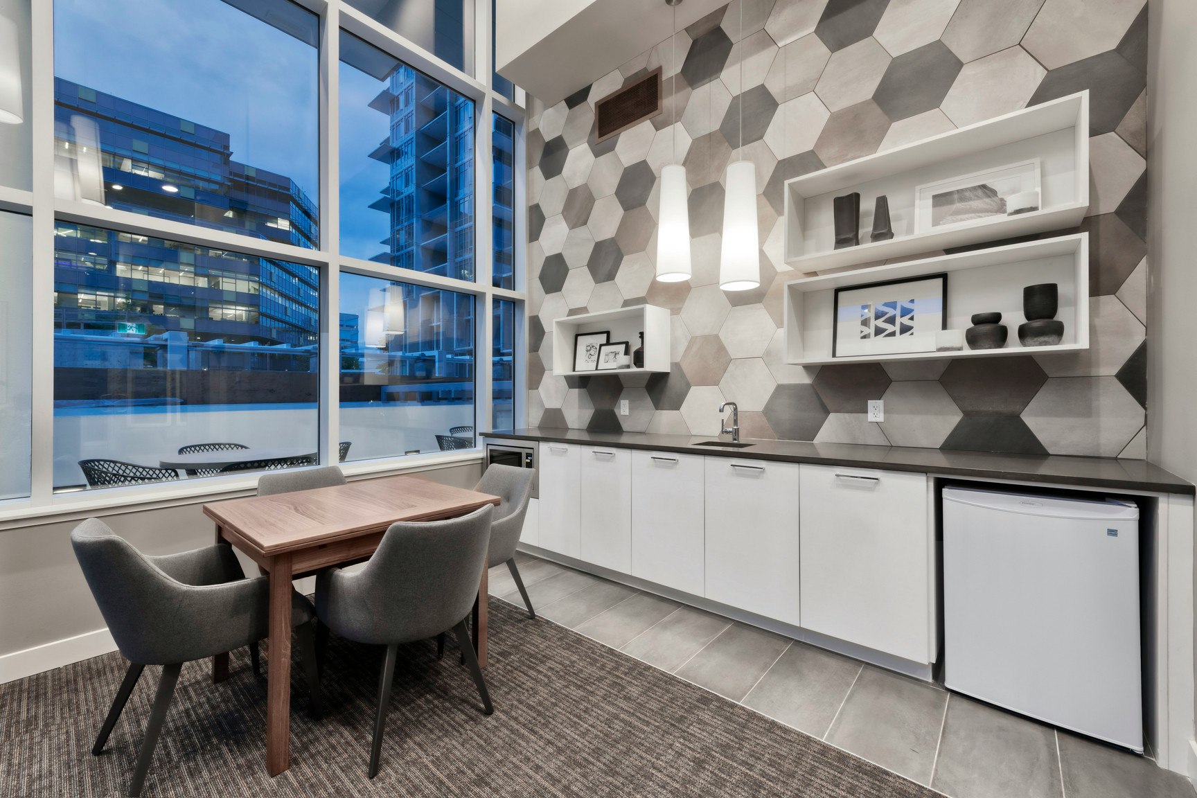 101-228 Nelson's Crescent, New Westminster, BC, V3L 0H9 - 23