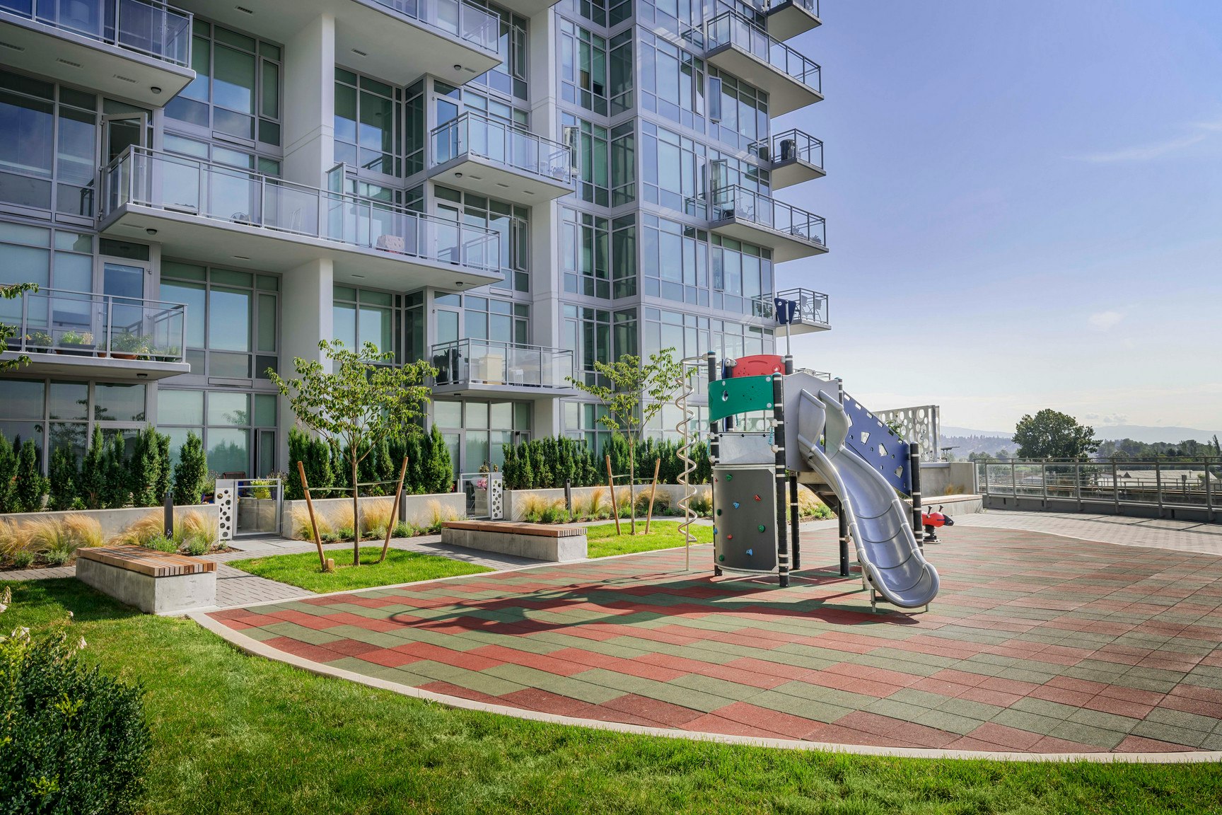 101-228 Nelson's Crescent, New Westminster, BC, V3L 0H9 - 24