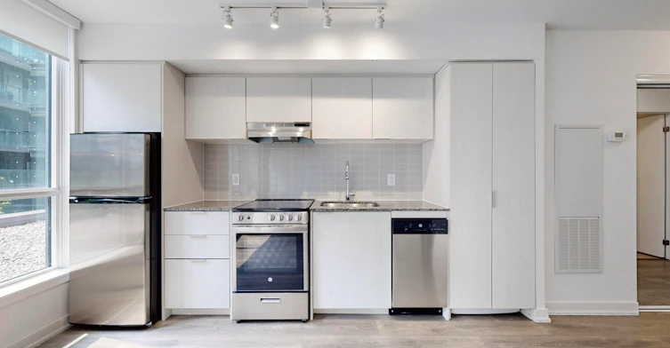 FEED-31 Phipps Street, Toronto, ON, M4Y 0E5 - 4