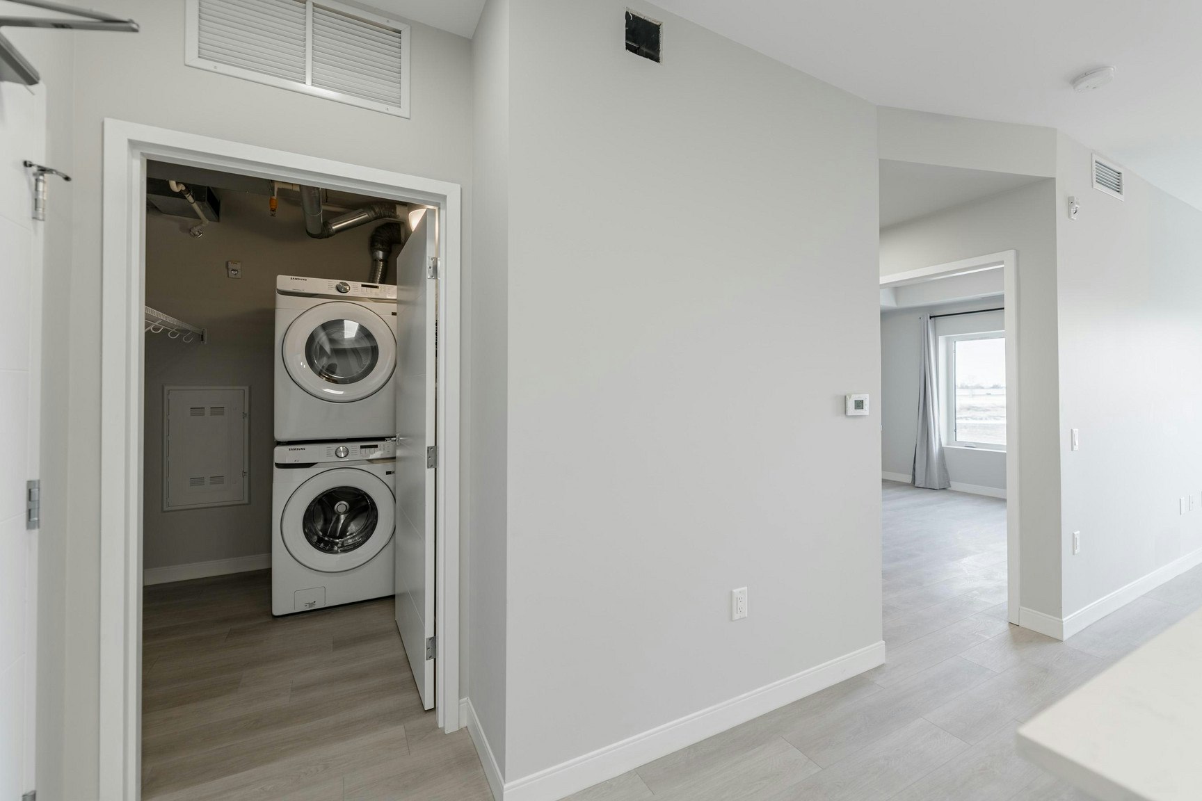 Gimli A-15 Refinery Way, Winnipeg, MB, R3T 6K1 - 10