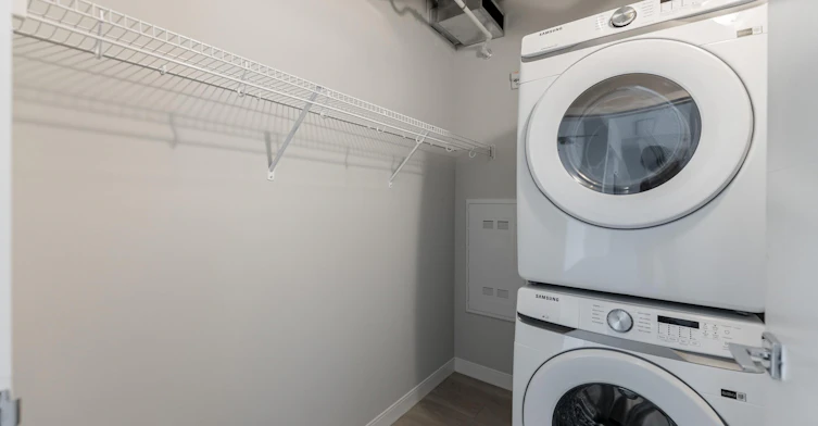 Gimli A-15 Refinery Way, Winnipeg, MB, R3T 6K1