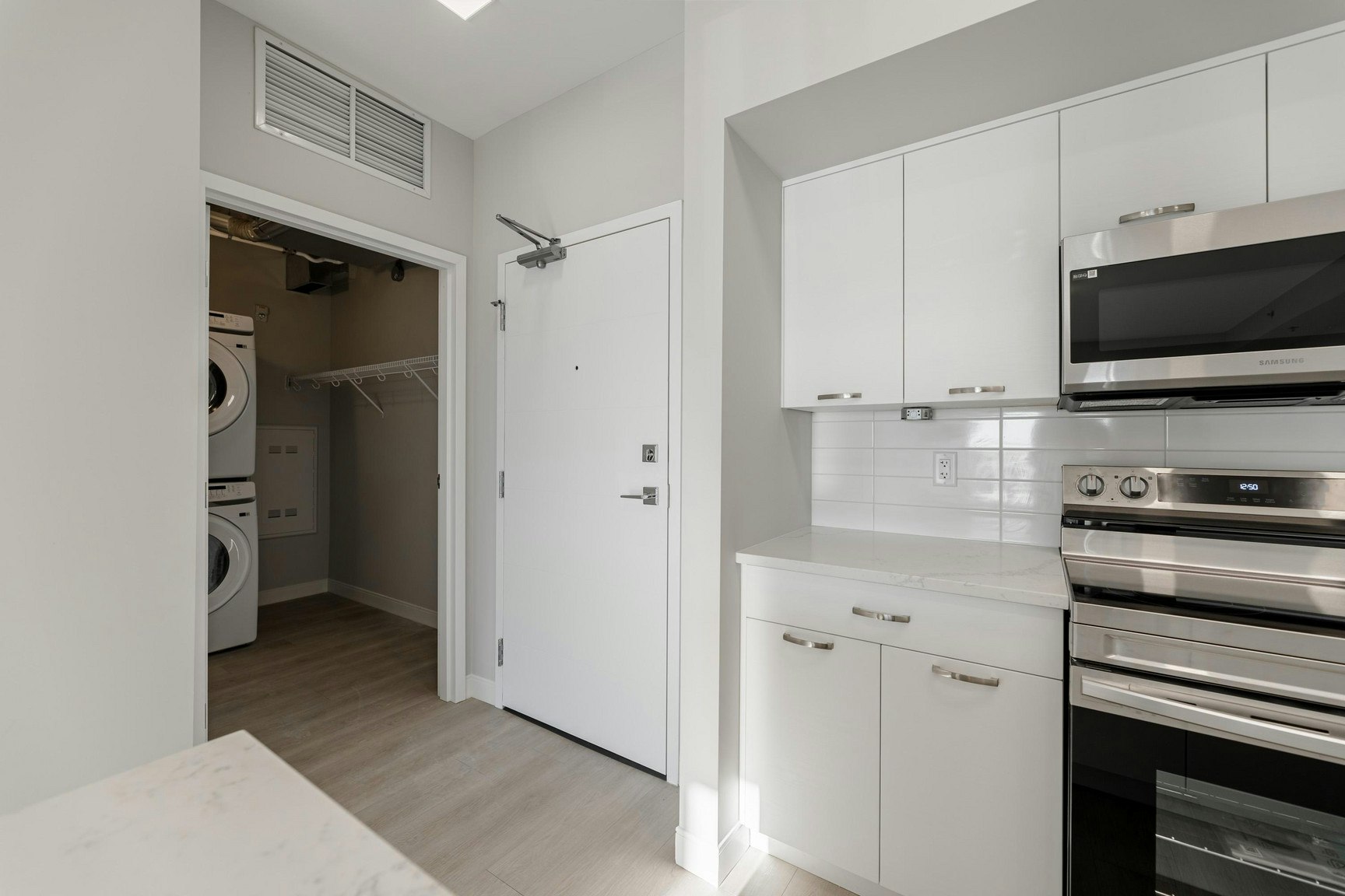 Gimli B-15 Refinery Way, Winnipeg, MB, R3T 6K1 - 14