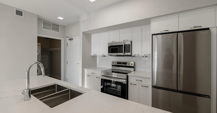 Gimli B-15 Refinery Way, Winnipeg, MB, R3T 6K1 - 9