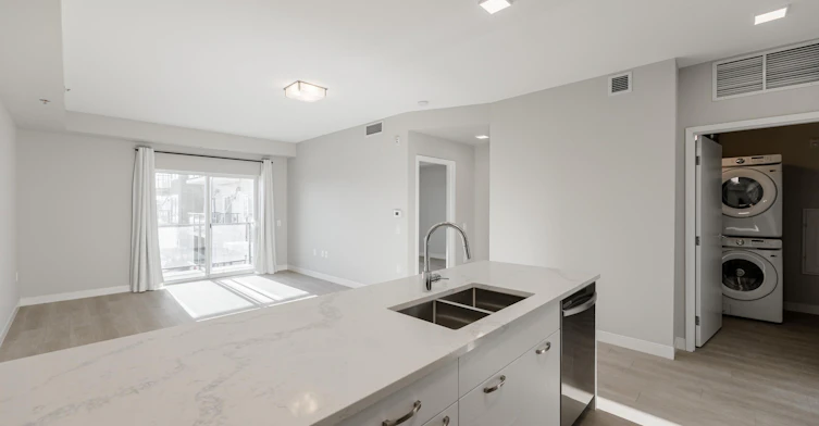 Gimli B-15 Refinery Way, Winnipeg, MB, R3T 6K1 - 12