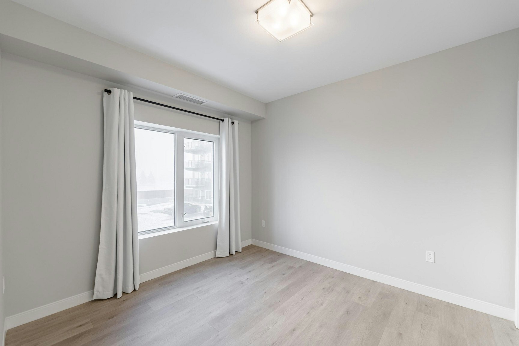 Emerson-15 Refinery Way, Winnipeg, MB, R3T 6K1 - 6