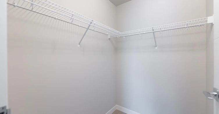 Winnipeg-15 Refinery Way, Winnipeg, MB, R3T 6K1 - 5