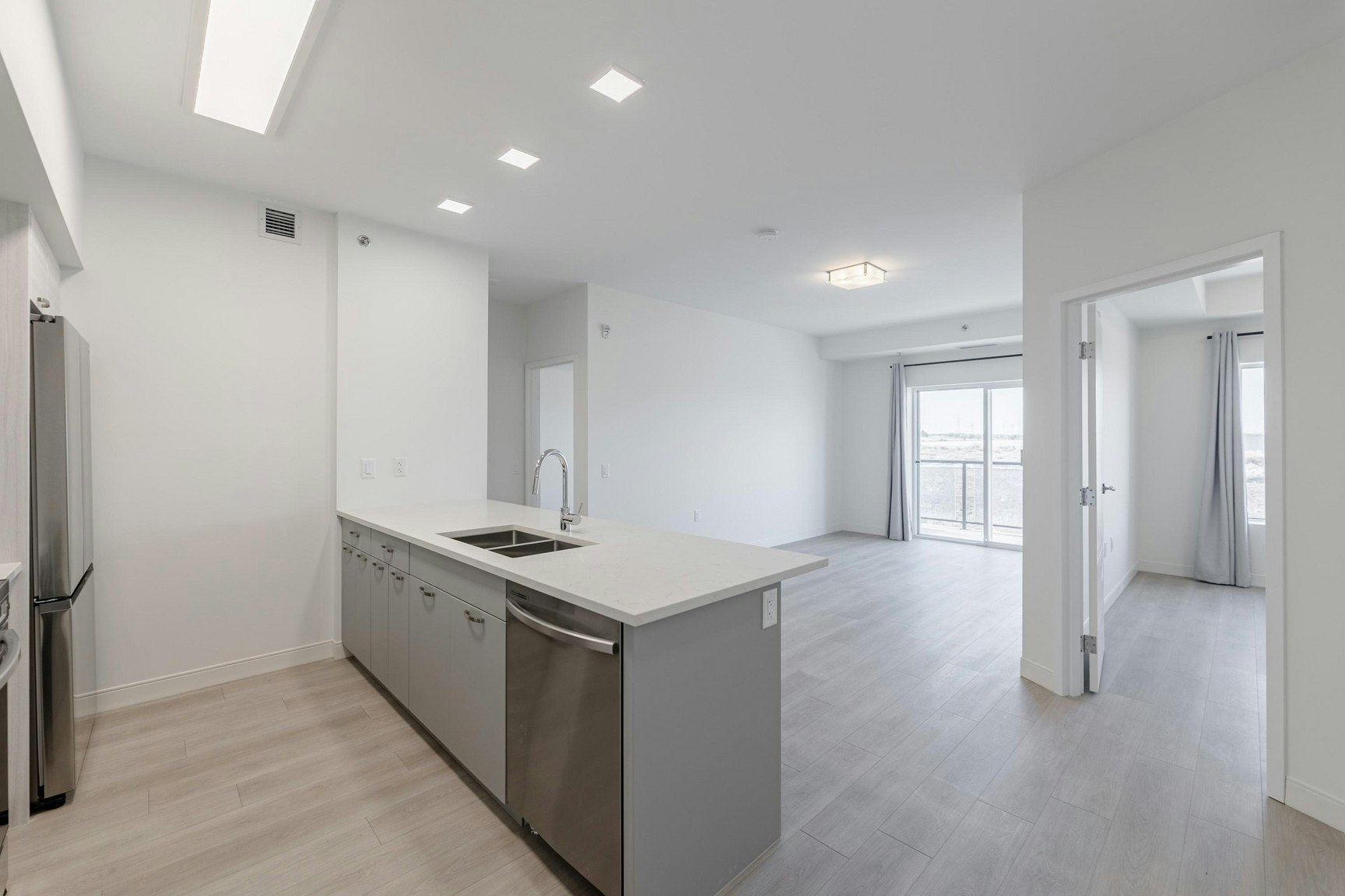 Brandon-15 Refinery Way, Winnipeg, MB, R3T 6K1 - 14