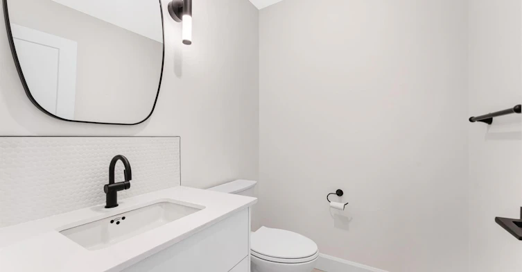 A-847 Woodroffe Avenue, Ottawa, ON, K2A 2G5 - 4