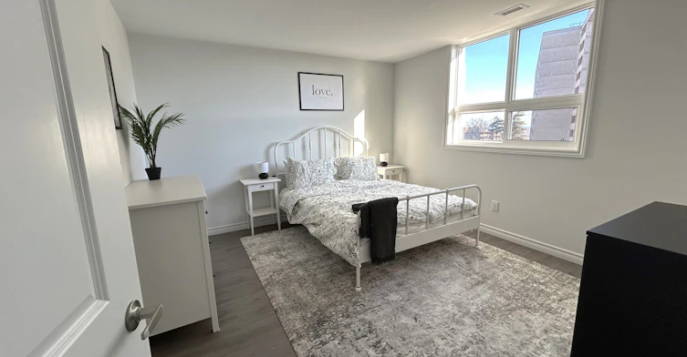 310-1254 Marlborough Court, Oakville, ON, L6H 7X6 - 4