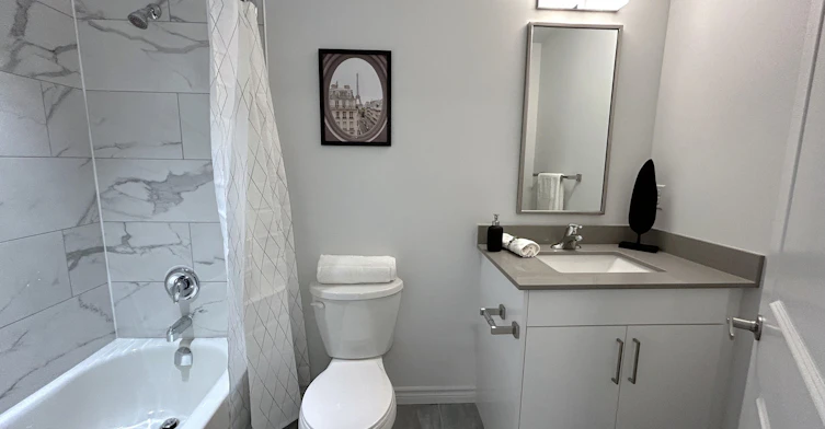 310-1254 Marlborough Court, Oakville, ON, L6H 7X6 - 3