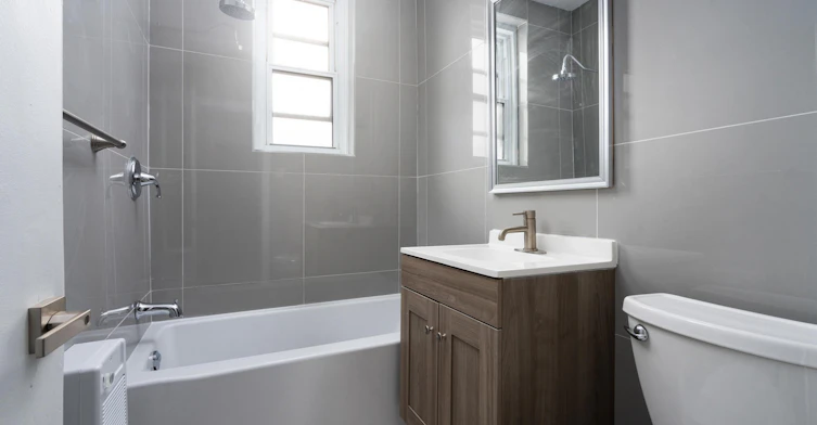 527-3777 Des Neiges Côte, Montréal, QC, H3H 1V8 - 4