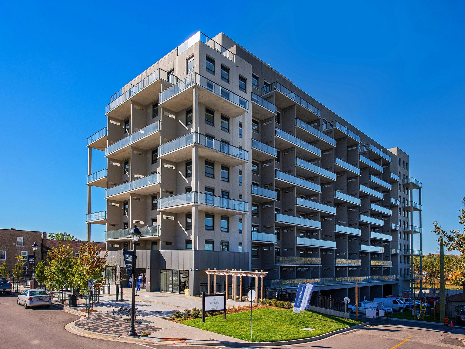 1002-49 Queen Street East, Cambridge, ON, N3C 0G9