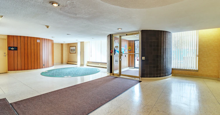 FEED-300 Eglinton Avenue East, Toronto, ON, M4P 1L5 - 16
