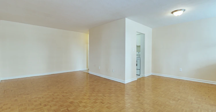 FEED-300 Eglinton Avenue East, Toronto, ON, M4P 1L5 - 8