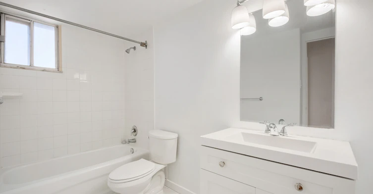 250 Frederick Street, Kitchener, ON, N2H 2N1 - 4