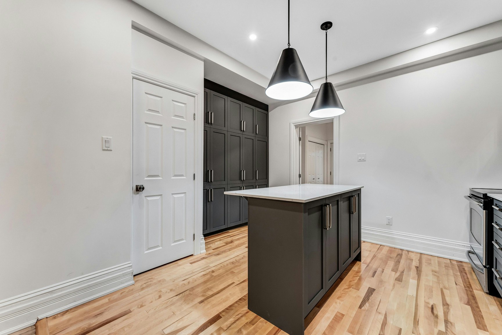 2-288 Arlington Avenue, Ottawa, ON, K1R 5T2 - 7