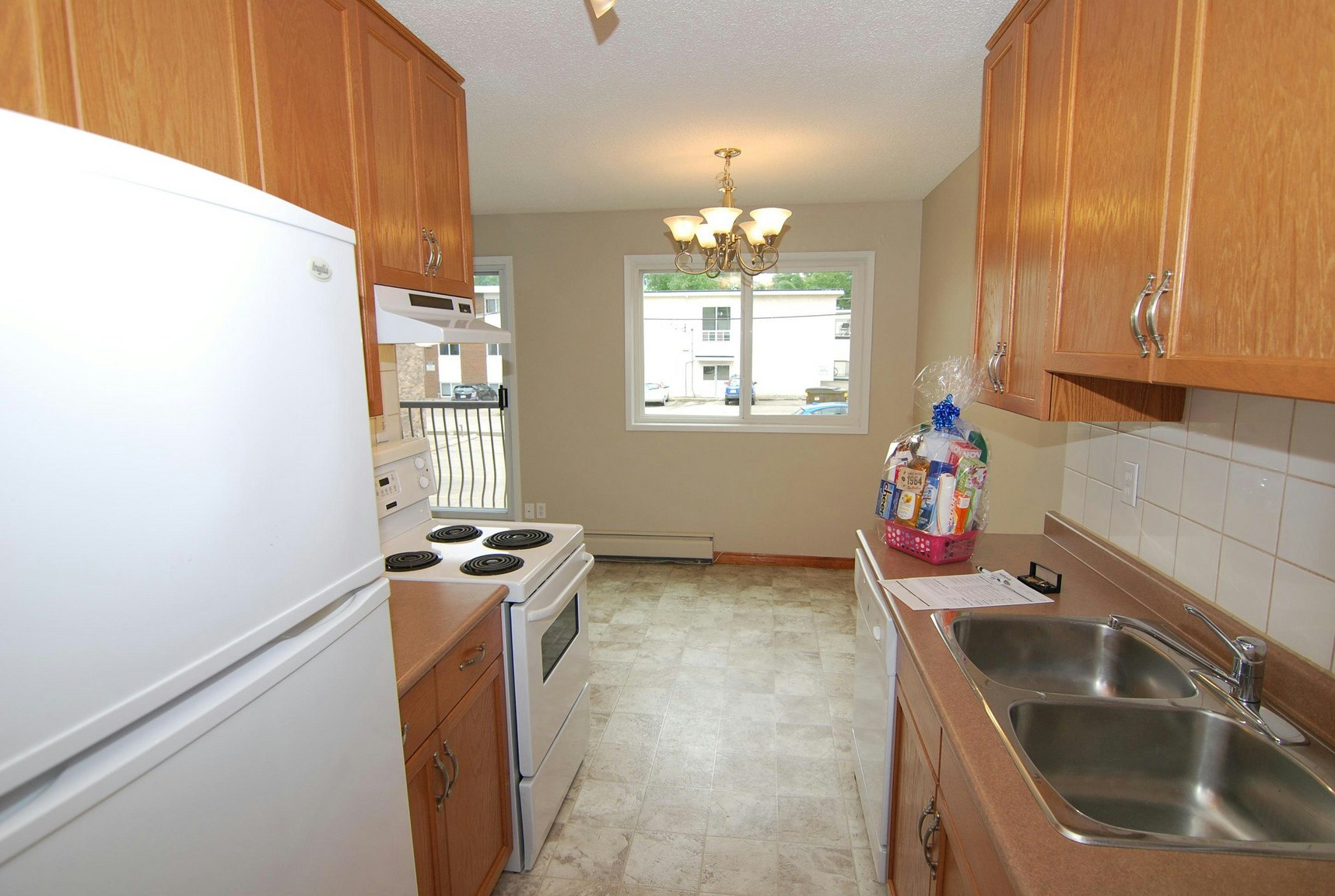 202-10235 114 Street NW, Edmonton, AB, T5K 1S1 - 4