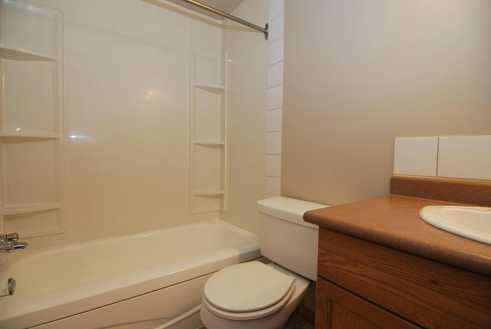202-10235 114 Street NW, Edmonton, AB, T5K 1S1 - 13