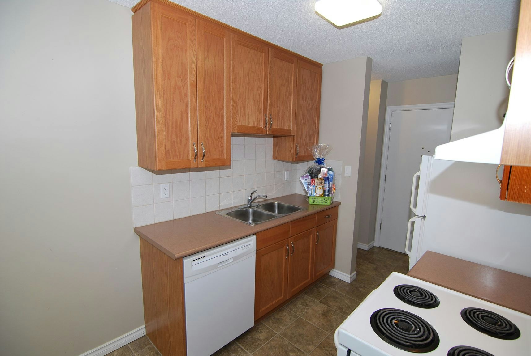 308-10235 114 Street NW, Edmonton, AB, T5K 1S1 - 10
