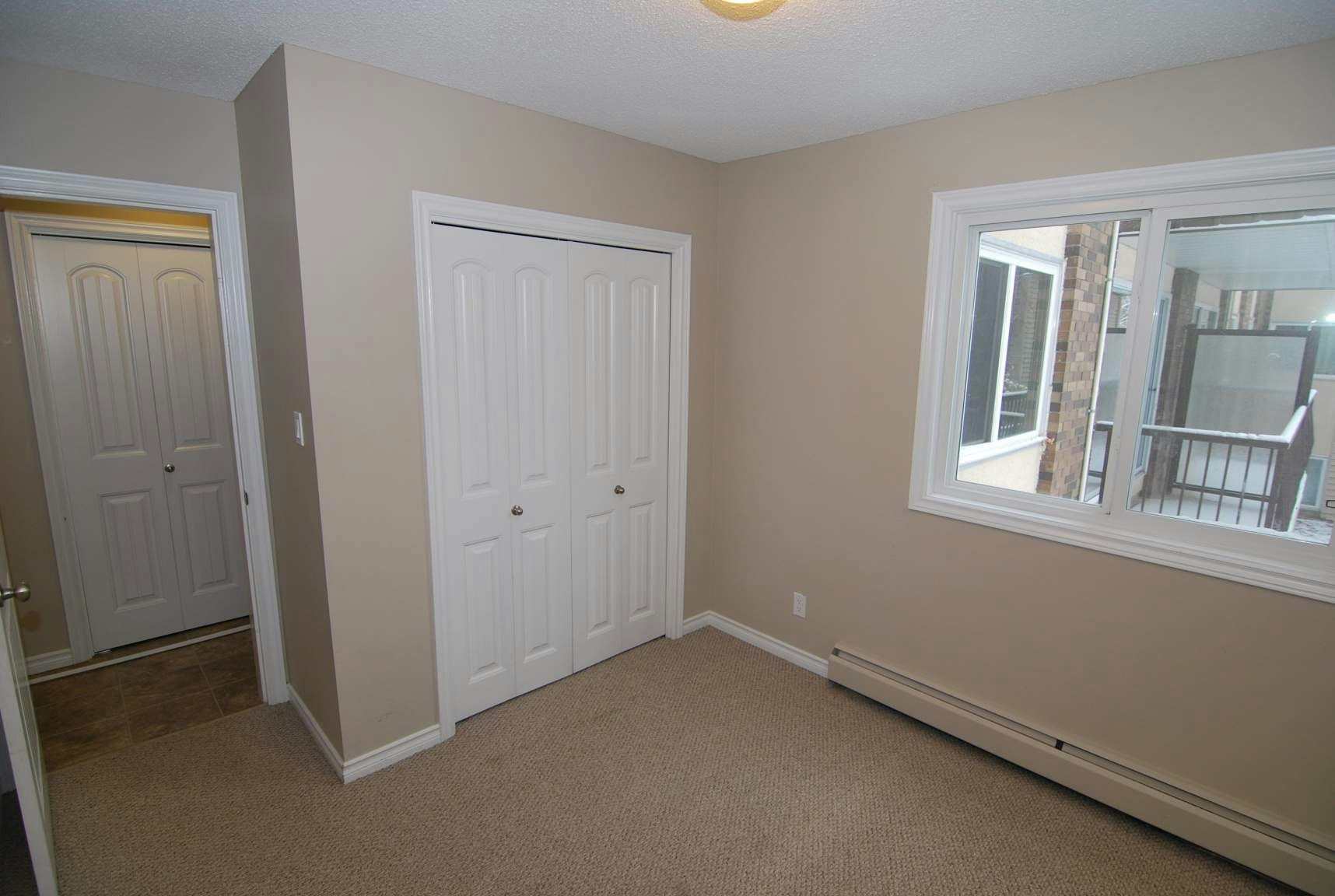 308-10235 114 Street NW, Edmonton, AB, T5K 1S1 - 4