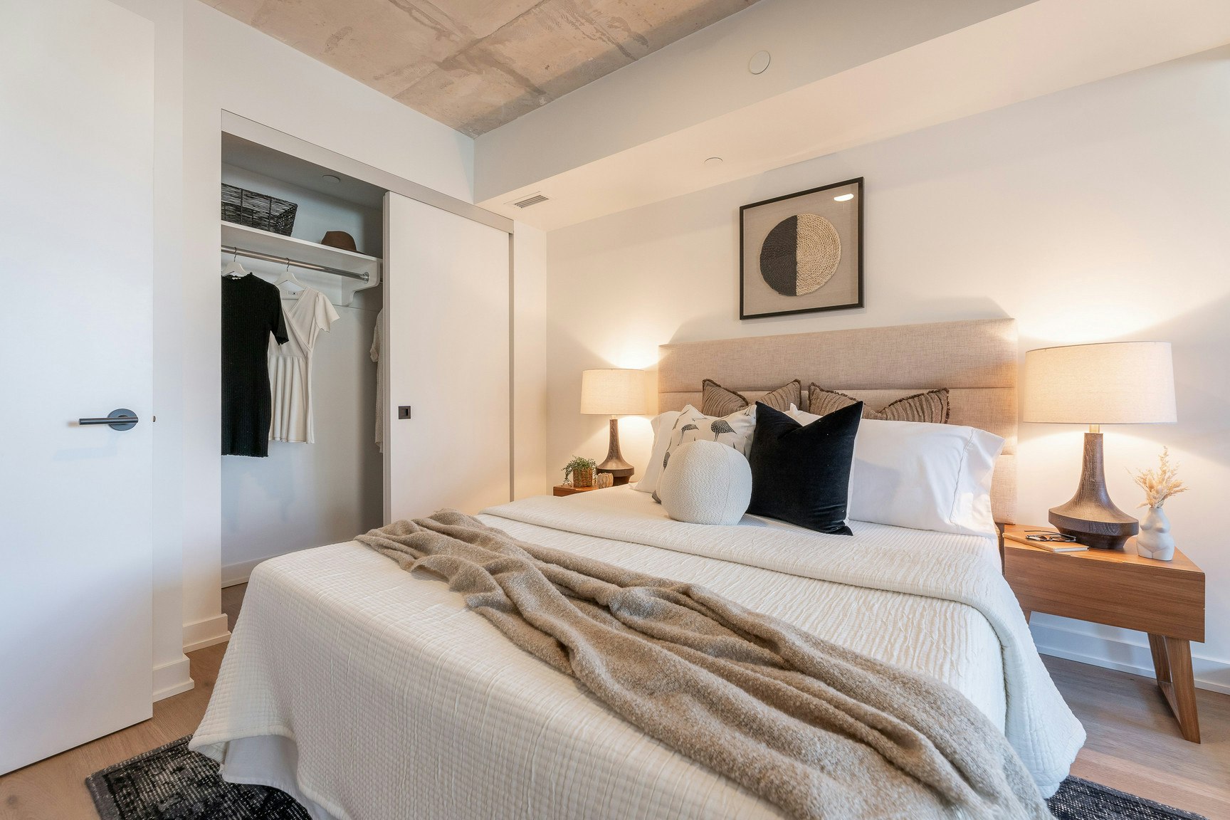 402-7 Fairbank Avenue, Toronto, ON, M6E 2J6 - 13