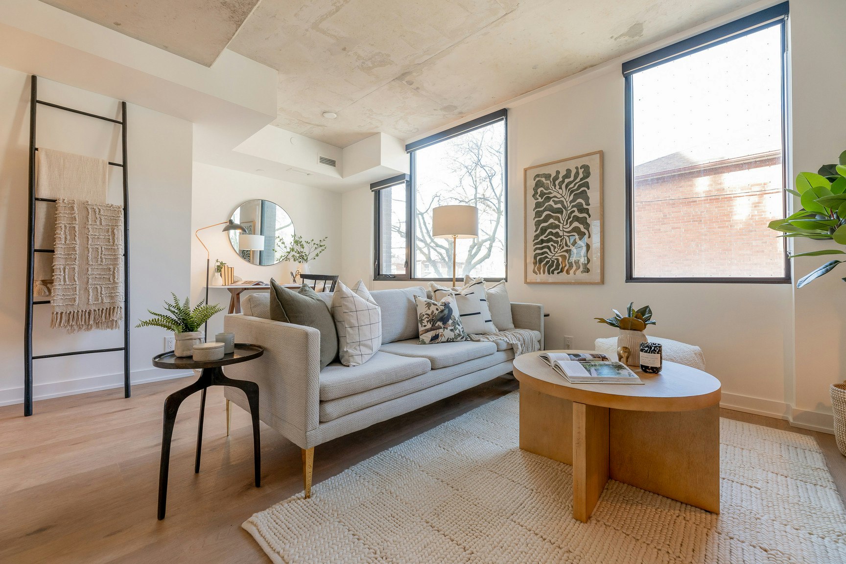 402-7 Fairbank Avenue, Toronto, ON, M6E 2J6