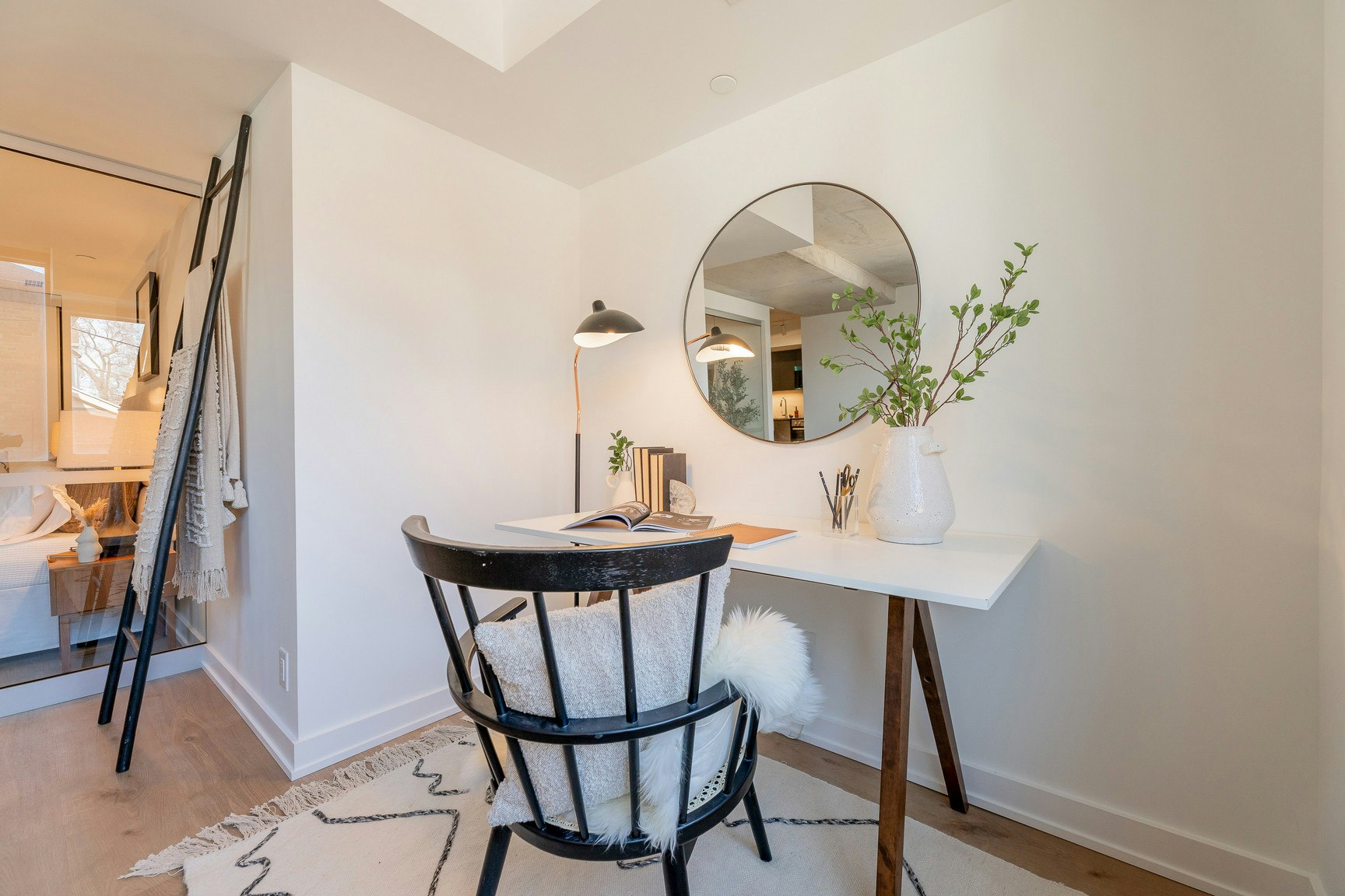 402-7 Fairbank Avenue, Toronto, ON, M6E 2J6 - 5