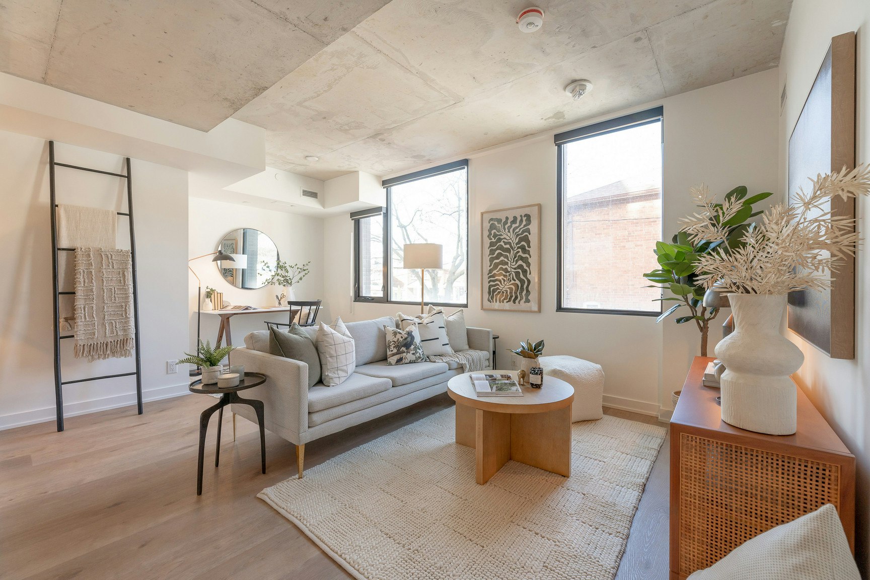 402-7 Fairbank Avenue, Toronto, ON, M6E 2J6 - 10